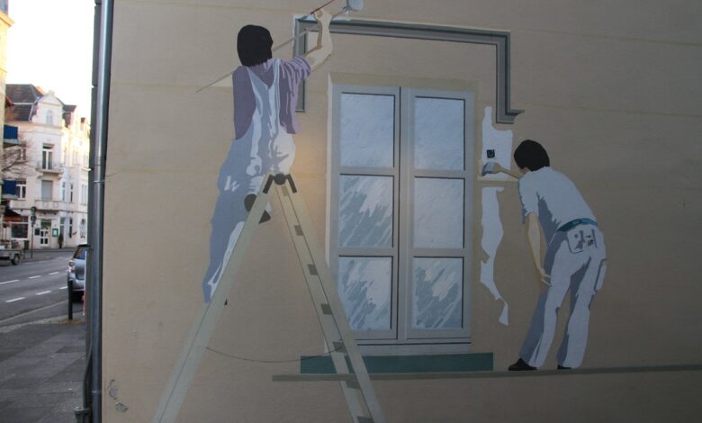 graffiti-painter-window