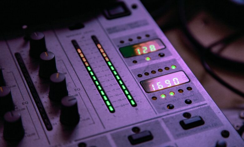 music-dj-audio-sound-equipment